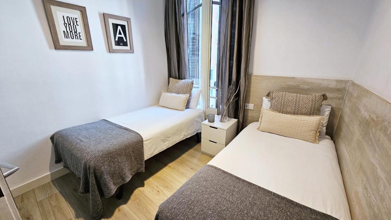 Click&Flat Seneca Suites برشلونة المظهر الخارجي الصورة