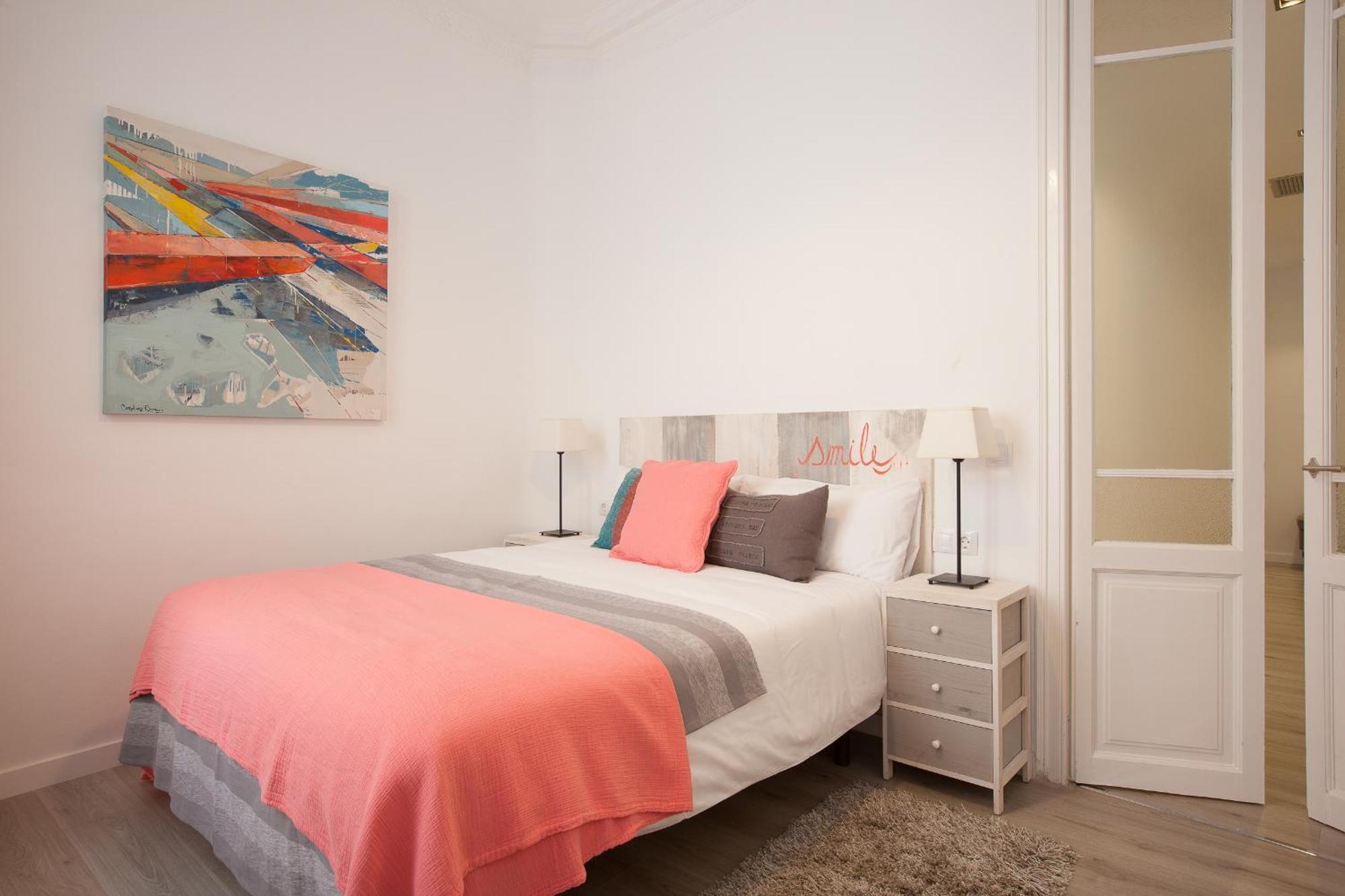 Click&Flat Seneca Suites برشلونة المظهر الخارجي الصورة