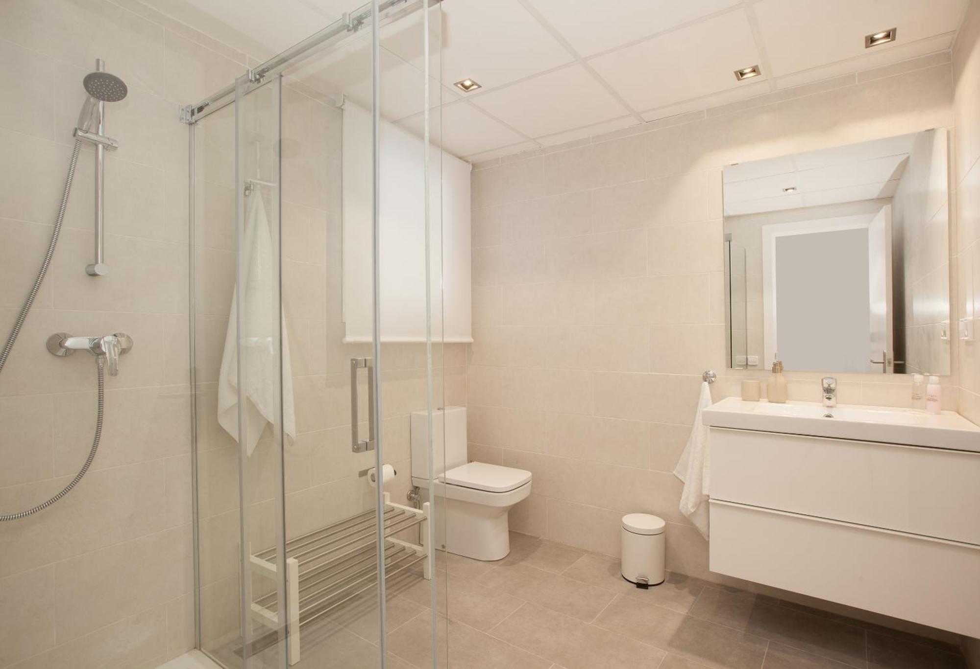 Click&Flat Seneca Suites برشلونة المظهر الخارجي الصورة