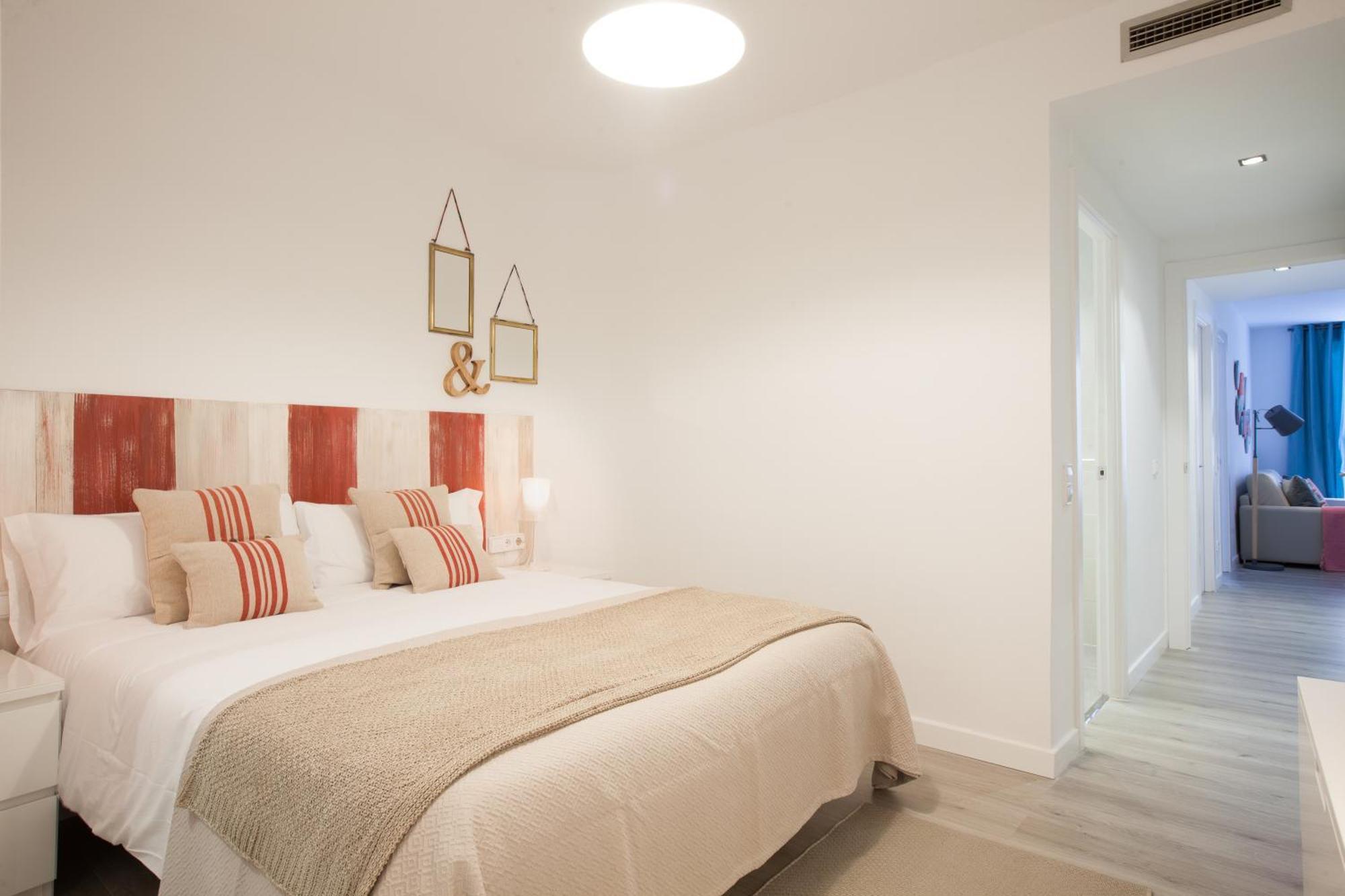 Click&Flat Seneca Suites برشلونة المظهر الخارجي الصورة