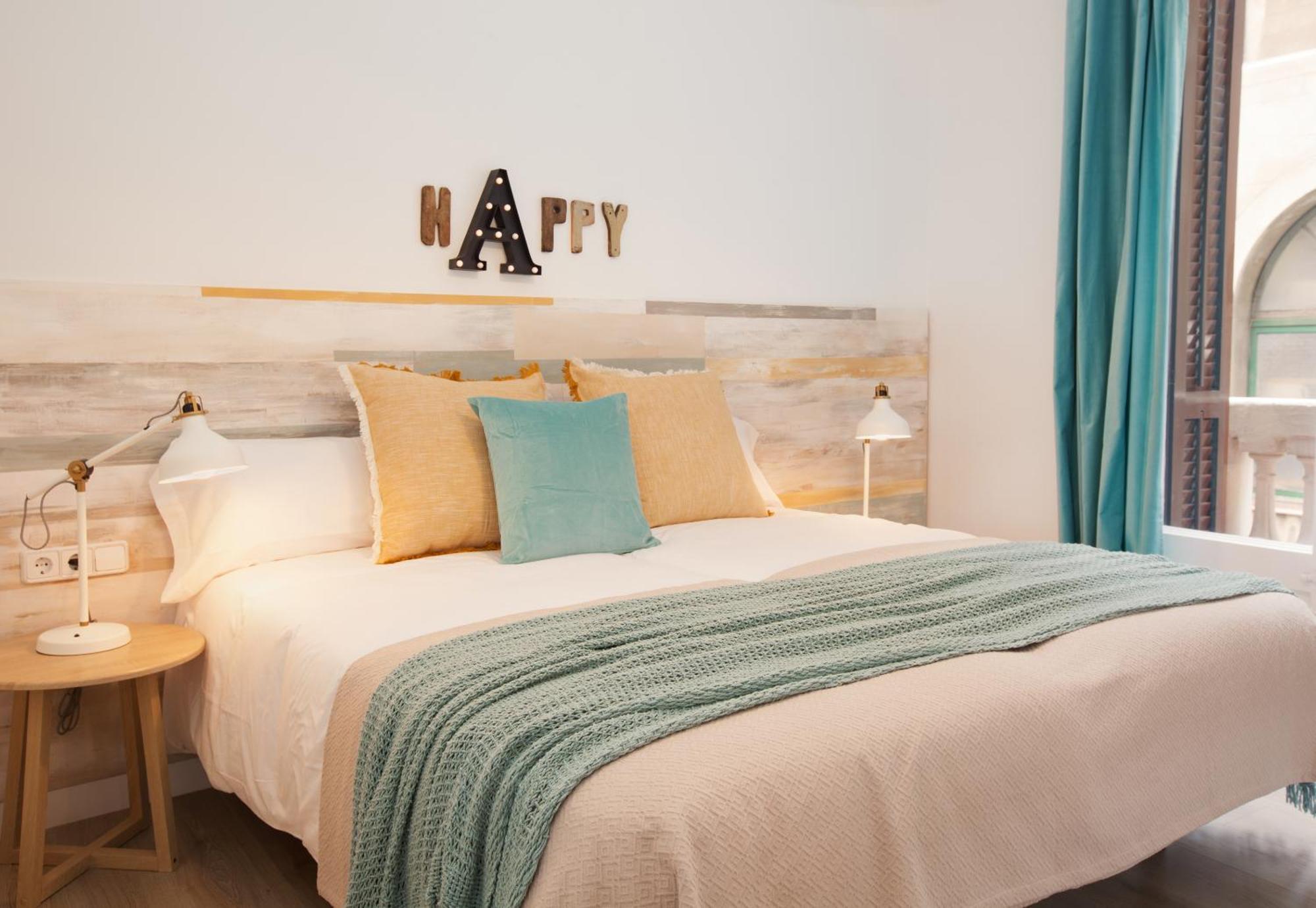 Click&Flat Seneca Suites برشلونة المظهر الخارجي الصورة